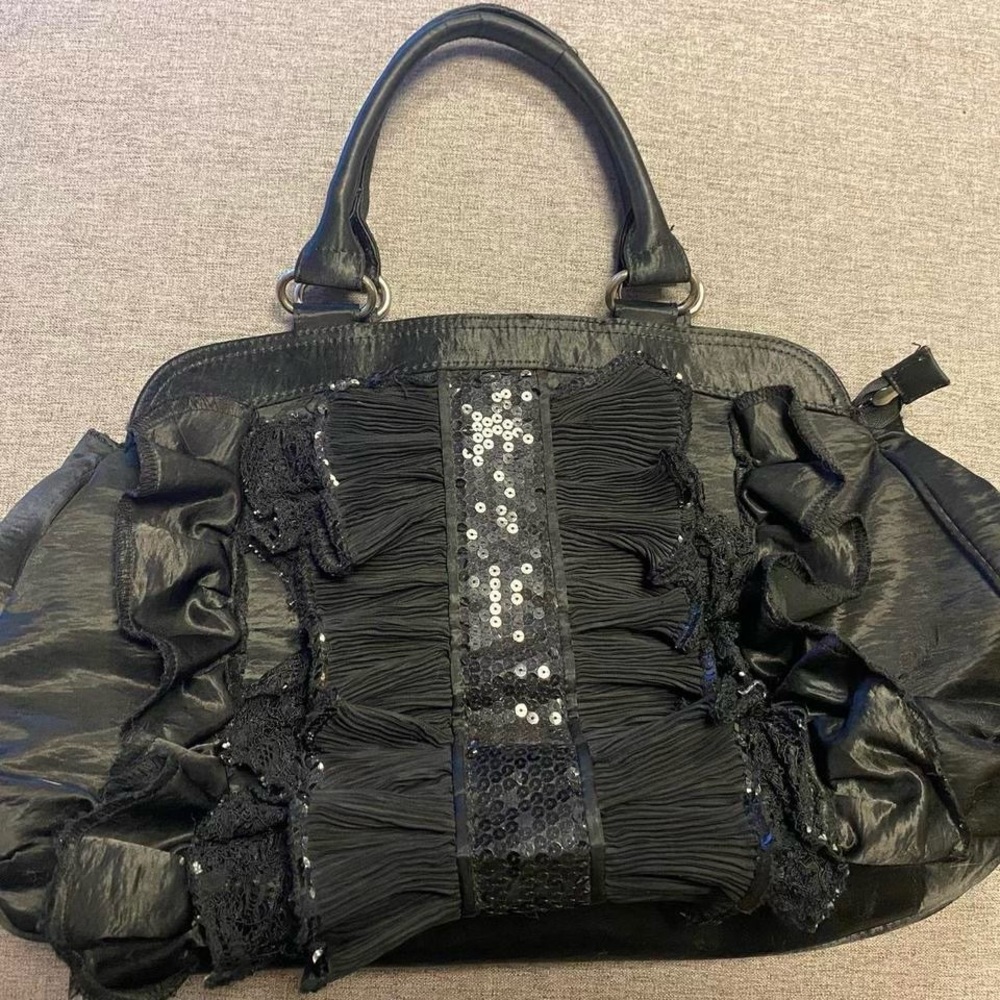 Black ruffle bow sequence satin handbag
